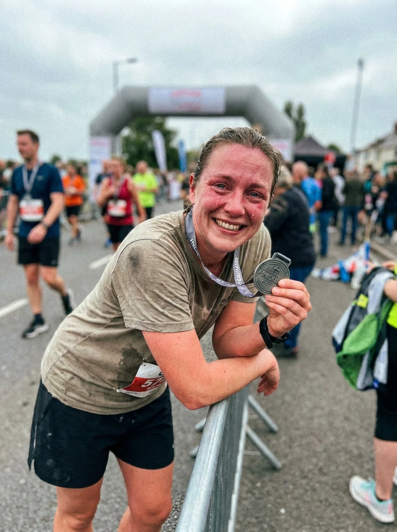 Léa à l'arrivée de son premier semi-marathon